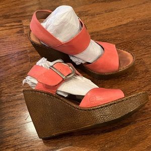 Born Leather Pink Wedges